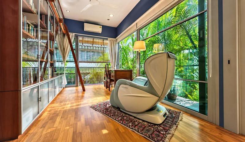 Jalan Kembangan, Eunos / Geylang / Paya Lebar, 5 Bedrooms, 3,132 sqft, Semi-Detached House For Sale, by Ailsa Ang, 500257513 - Study - PropertyGuru.com.sg