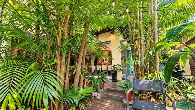 Jalan Kembangan, Eunos / Geylang / Paya Lebar, 5 Bedrooms, 3,132 sqft, Semi-Detached House For Sale, by Ailsa Ang, 500257513 - Exterior - PropertyGuru.com.sg