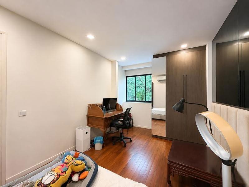Freehold Corner-Terrace within 1KM to Nex, Maris Stella & PLMGS, Freehold Corner-Terrace / Bartley / Jln Rindu / Serangoon /, Hougang / Punggol / Sengkang, 6 Bedrooms, 5,500 sqft, Corner Terrace For Sale, by William Hong, 500257527 - Bedroom - PropertyGuru.com.sg