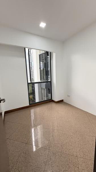 Regentville, 8 Hougang Street 92, Hougang / Punggol / Sengkang, 3 Bedrooms, 980 sqft, Condominium For Rent, by Evelyn Neo 梁慧雯, 500257530 - Common Bedroom 2 - PropertyGuru.com.sg