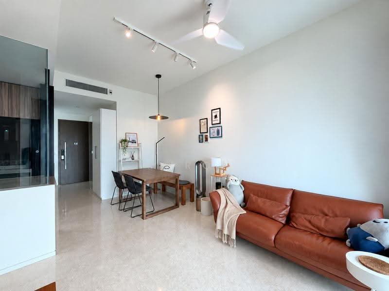 Principal Garden, 95 Prince Charles Crescent, Alexandra / Commonwealth, 2 Bedrooms, 786 sqft, Condominium For Sale, by Myron Pang Kian Hann, 500257536 - Living Room - PropertyGuru.com.sg