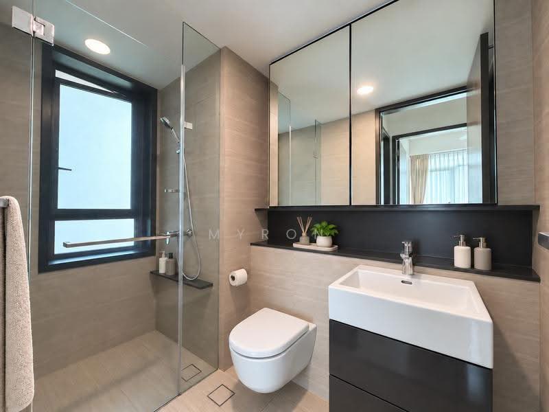 Principal Garden, 95 Prince Charles Crescent, Alexandra / Commonwealth, 2 Bedrooms, 786 sqft, Condominium For Sale, by Myron Pang Kian Hann, 500257536 - Bathroom - PropertyGuru.com.sg