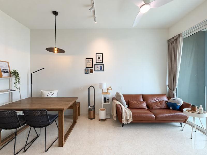 Principal Garden, 95 Prince Charles Crescent, Alexandra / Commonwealth, 2 Bedrooms, 786 sqft, Condominium For Sale, by Myron Pang Kian Hann, 500257536 - Living Room - PropertyGuru.com.sg