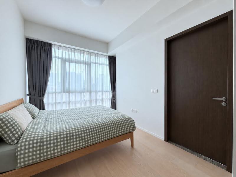 Principal Garden, 95 Prince Charles Crescent, Alexandra / Commonwealth, 2 Bedrooms, 786 sqft, Condominium For Sale, by Myron Pang Kian Hann, 500257536 - Bedroom - PropertyGuru.com.sg