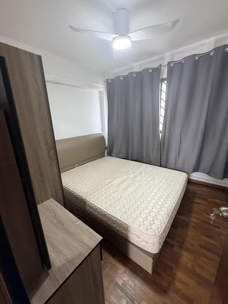 3 Queen's Road, 3 Queen's Road, Tanglin / Holland / Bukit Timah, 4 Bedrooms, 818 sqft, HDB Flat For Rent, by Esther Txe, 500257554 - Bedroom - PropertyGuru.com.sg