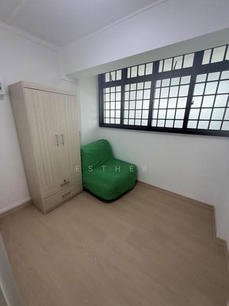 3 Queen's Road, 3 Queen's Road, Tanglin / Holland / Bukit Timah, 4 Bedrooms, 818 sqft, HDB Flat For Rent, by Esther Txe, 500257554 - Bedroom - PropertyGuru.com.sg