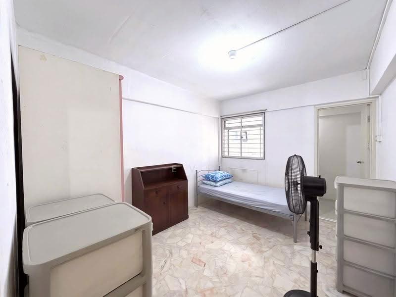 14 Saint George's Road, 14 Saint George's Road, Balestier / Toa Payoh, 2 Bedrooms, 721 sqft, HDB Flat For Sale, by Eve Wong, 500257558 - Bedroom - PropertyGuru.com.sg
