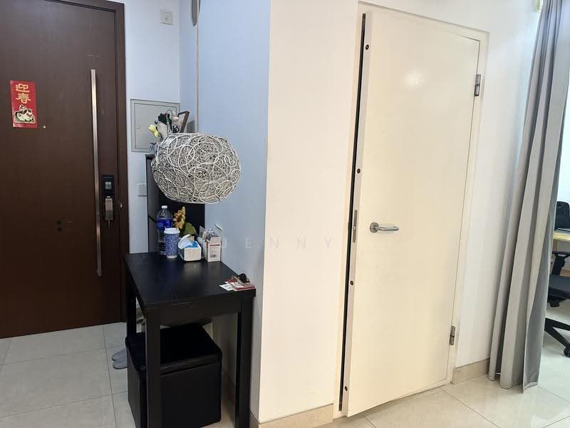 Centra Residence, 8 Lorong 7 Geylang, Eunos / Geylang / Paya Lebar, 1 Bedroom, 452 sqft, Condominium For Sale, by Jenny Ong, 500257559 - Entrance - PropertyGuru.com.sg