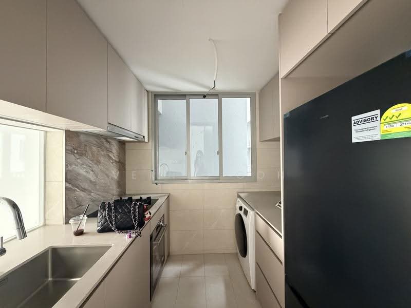 Grand Dunman, 18 Dunman Road, East Coast / Marine Parade, 3 Bedrooms, 958 sqft, Condominium For Sale, by Vernis Goh, 500257570 - Kitchen - PropertyGuru.com.sg