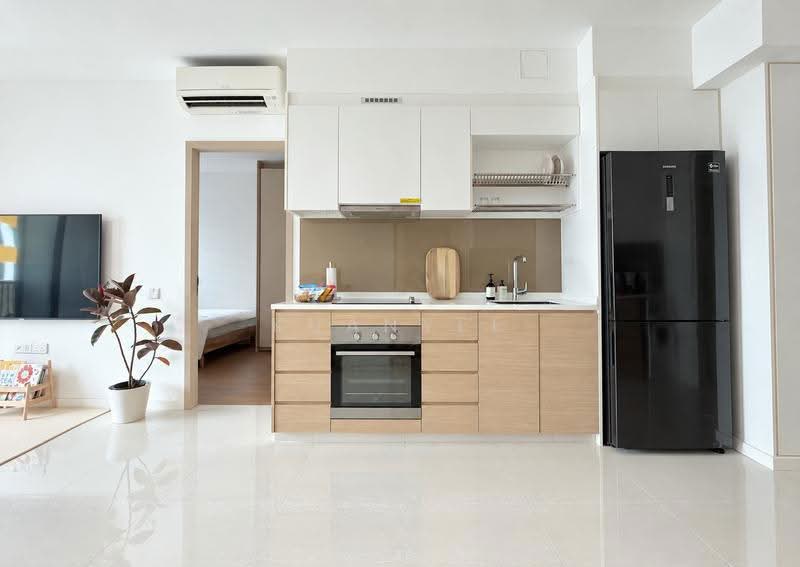 Treasure at Tampines, 1 Tampines Lane, Pasir Ris / Tampines, 3 Bedrooms, 818 sqft, Condominium For Sale, by Kuanyee Goh, 500257579 - Kitchen - PropertyGuru.com.sg