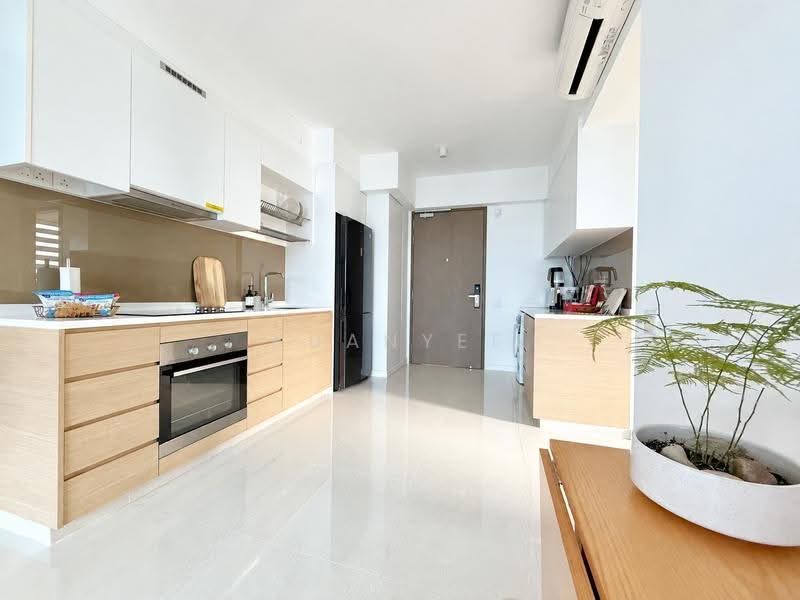 Treasure at Tampines, 1 Tampines Lane, Pasir Ris / Tampines, 3 Bedrooms, 818 sqft, Condominium For Sale, by Kuanyee Goh, 500257579 - Kitchen - PropertyGuru.com.sg