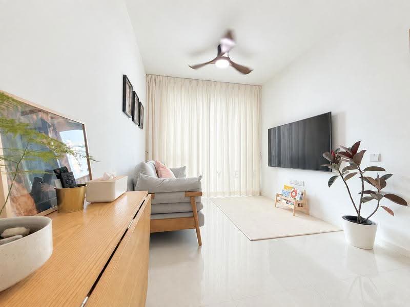 Treasure at Tampines, 1 Tampines Lane, Pasir Ris / Tampines, 3 Bedrooms, 818 sqft, Condominium For Sale, by Kuanyee Goh, 500257579 - Living Room - PropertyGuru.com.sg