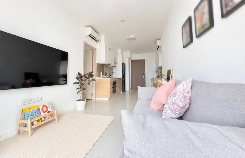 Treasure at Tampines, 1 Tampines Lane, Pasir Ris / Tampines, 3 Bedrooms, 818 sqft, Condominium For Sale, by Kuanyee Goh, 500257579 - Living Room - PropertyGuru.com.sg