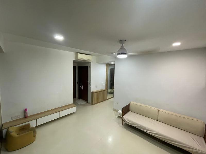 Watercolours, 21 Pasir Ris Link, Pasir Ris / Tampines, 2 Bedrooms, 1,001 sqft, Condominium For Rent, by Sunny Tan, 500257586 - Living Room - PropertyGuru.com.sg