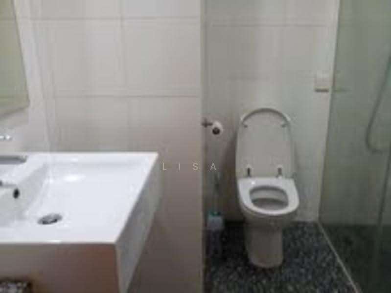 Visioncrest, 37 Oxley Rise, Orchard / River Valley, 1 Bedroom, 720 sqft, Condominium For Rent, by Lisa Kam, 500257588 - Bathroom - PropertyGuru.com.sg