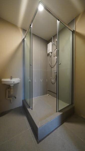207B Lavender Street Walk Up office, Farrer Park / Serangoon Rd, 857 sqft, Business / Science Park For Rent, by Alvin Chua, 500257591 - Bathroom - CommercialGuru.com.sg