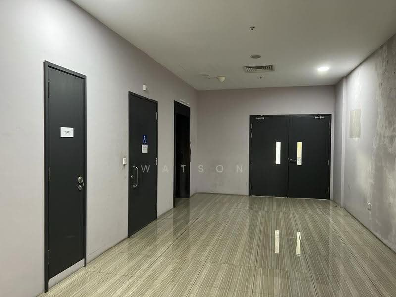 Loyang Enterprise Building, 56 Loyang Way, Changi Airport / Changi Village, 4,068 sqft, Factory / Workshop (B2) For Rent, by Watson Poh, 500257595 - Corridor - CommercialGuru.com.sg
