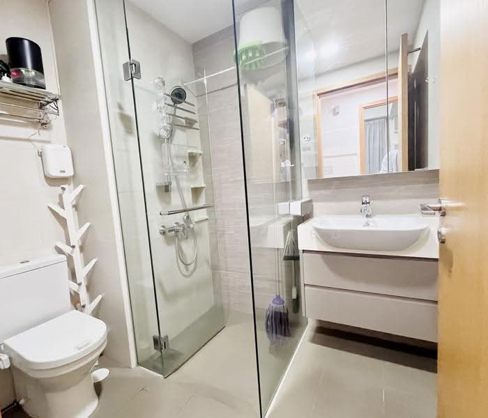 The Glades, 12 Bedok Rise, Bedok / Upper East Coast, 2 Bedrooms, 689 sqft, Condominium For Sale, by Connor Teo Jun Hao, 500257598 - Bathroom - PropertyGuru.com.sg