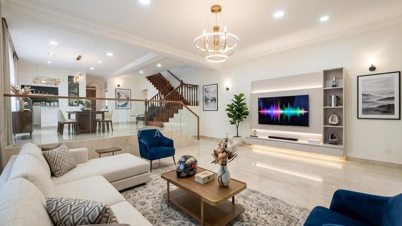 Just Listed | Only 14XX PSF | Spacious Semi-D House with Huge Garden - 4,780sqft, Hougang / Punggol / Sengkang, 6 Bedrooms, 3,500 sqft, Semi-Detached House For Sale, by Ryan Heng, 500257602 - Living Room - PropertyGuru.com.sg