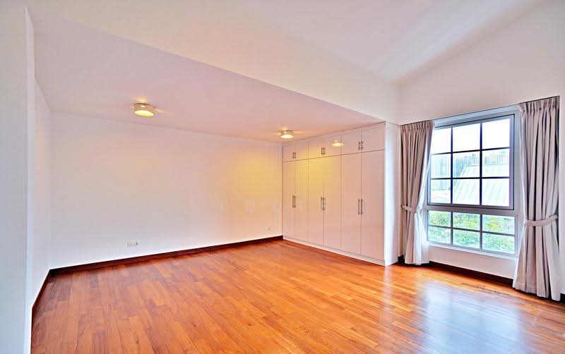 Immediate Move-In! Contemporary Tudor-Charm Home. 6 Huge Rooms!, Jalan Jelita, Tanglin / Holland / Bukit Timah, 6 Bedrooms, 5,500 sqft, Semi-Detached House For Rent, by Eddie Koh, 500257615 - Interior - PropertyGuru.com.sg