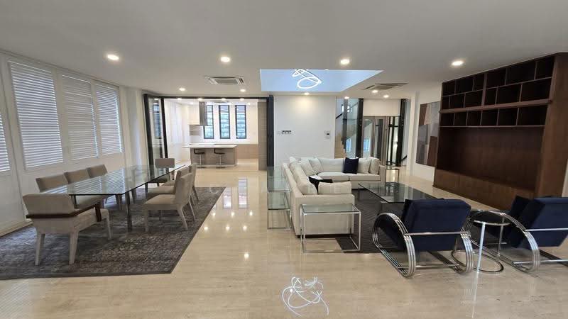 Jalan Tupai, Orchard / River Valley, 4 Bedrooms, 6,144 sqft, Detached House For Rent, by Claire Loh, 500257616 - Living Room - PropertyGuru.com.sg