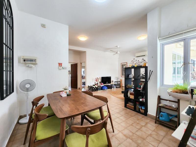 11 binjai park, Binjai Park, Dairy Farm / Bukit Panjang / Choa Chu Kang, 3 Bedrooms, 1,033 sqft, Walk-up Apartment For Sale, by Ella Chang 张慧媄, 500257617 - Dining Room - PropertyGuru.com.sg