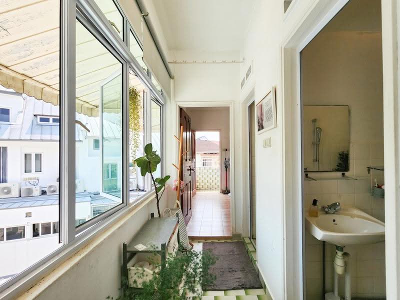 11 binjai park, Binjai Park, Dairy Farm / Bukit Panjang / Choa Chu Kang, 3 Bedrooms, 1,033 sqft, Walk-up Apartment For Sale, by Ella Chang 张慧媄, 500257617 - PropertyGuru.com.sg