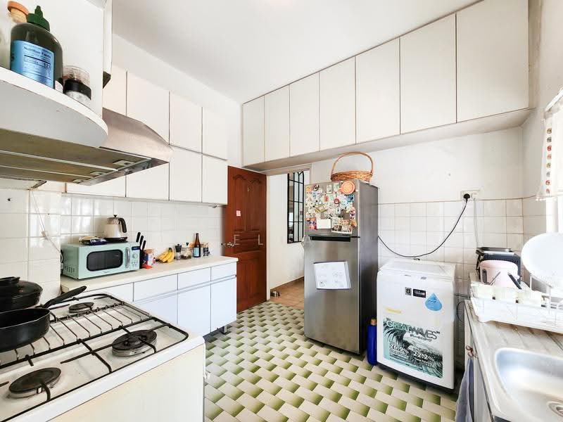 11 binjai park, Binjai Park, Dairy Farm / Bukit Panjang / Choa Chu Kang, 3 Bedrooms, 1,033 sqft, Walk-up Apartment For Sale, by Ella Chang 张慧媄, 500257617 - Kitchen - PropertyGuru.com.sg