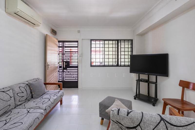287 Bishan Street 24, 287 Bishan Street 24, Ang Mo Kio / Bishan / Thomson, 3 Bedrooms, 1,109 sqft, HDB Flat For Sale, by Elaine Wong, 500257623 - Living Room - PropertyGuru.com.sg