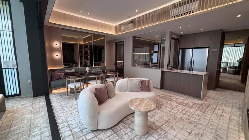 Cheap 3 bed, 1km MGS, Holland Link, Tanglin / Holland / Bukit Timah, 3 Bedrooms, 872 sqft, Condominium For Sale, by Elaine Wong, 500257630 - Living Room - PropertyGuru.com.sg