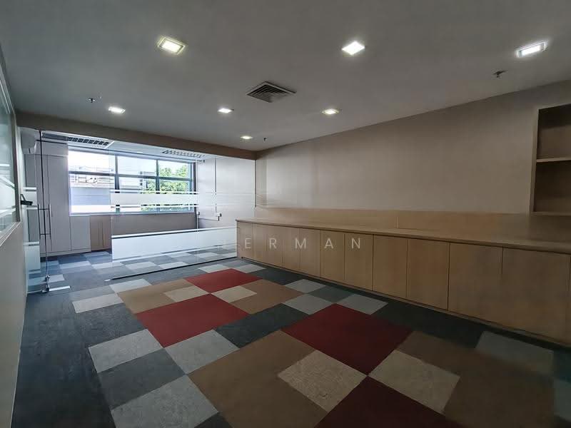 EPL Building, 1100 Lower Delta Road, Alexandra / Commonwealth, 3,200 sqft, Light Industrial (B1) For Rent, by Sherman Ng, 500257647 - UNIT 1 (5 of 11) - CommercialGuru.com.sg