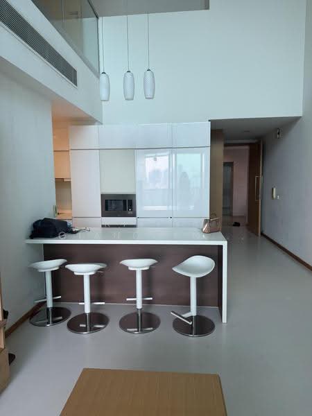 Soleil @ Sinaran, 2 Sinaran Drive, Newton / Novena, 2 Bedrooms, 1,453 sqft, Condominium For Rent, by Rivina Gianchand Dadlani, 500257656 - Kitchen - PropertyGuru.com.sg