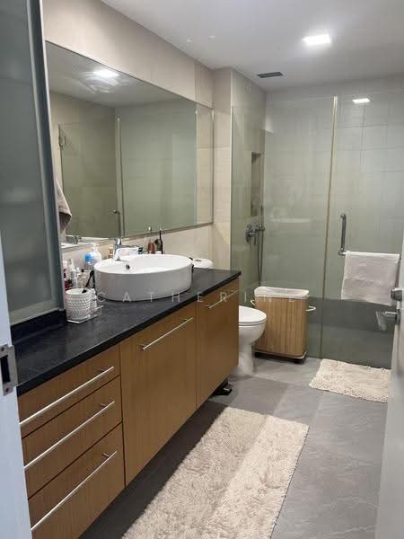 Ridgewood Condominium, 1 Ridgewood Close, Tanglin / Holland / Bukit Timah, 3 Bedrooms, 1,744 sqft, Condominium For Rent, by Catherine Png, 500257662 - Bathroom - PropertyGuru.com.sg