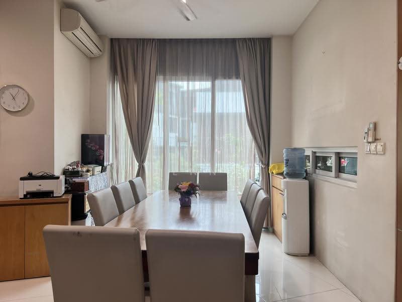 D11 Semi-Detached, Dyson Road Merlimau Road Whitley Road Tan Sim Boh Road, Newton / Novena, 6 Bedrooms, 5,071 sqft, Semi-Detached House For Sale, by Jenny Ng, 500257688 - Dining Room - PropertyGuru.com.sg