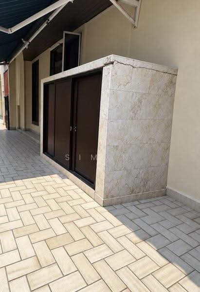 Duke's Gardens, Princess of Wales Road, Tanglin / Holland / Bukit Timah, 5 Bedrooms, 3,000 sqft, Semi-Detached House For Sale, by Simon Neo, 500257697 - Exterior - PropertyGuru.com.sg
