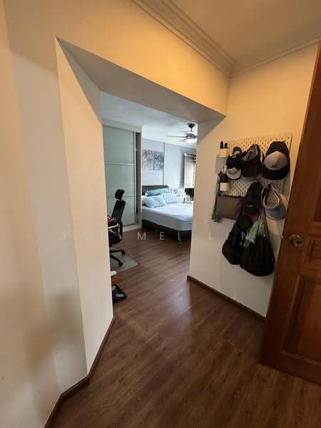 461 Choa Chu Kang Avenue 4, 461 Choa Chu Kang Avenue 4, Dairy Farm / Bukit Panjang / Choa Chu Kang, 3 Bedrooms, 1,323 sqft, HDB Flat For Sale, by Tan Mei Lin, 500257719 - Master Bedroom - PropertyGuru.com.sg