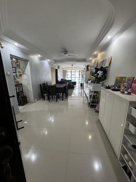 461 Choa Chu Kang Avenue 4, 461 Choa Chu Kang Avenue 4, Dairy Farm / Bukit Panjang / Choa Chu Kang, 3 Bedrooms, 1,323 sqft, HDB Flat For Sale, by Tan Mei Lin, 500257719 - Living Room - PropertyGuru.com.sg