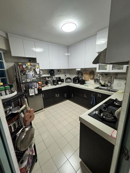 461 Choa Chu Kang Avenue 4, 461 Choa Chu Kang Avenue 4, Dairy Farm / Bukit Panjang / Choa Chu Kang, 3 Bedrooms, 1,323 sqft, HDB Flat For Sale, by Tan Mei Lin, 500257719 - Kitchen - PropertyGuru.com.sg