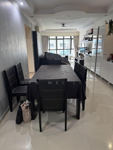 461 Choa Chu Kang Avenue 4, 461 Choa Chu Kang Avenue 4, Dairy Farm / Bukit Panjang / Choa Chu Kang, 3 Bedrooms, 1,323 sqft, HDB Flat For Sale, by Tan Mei Lin, 500257719 - Dining Room - PropertyGuru.com.sg
