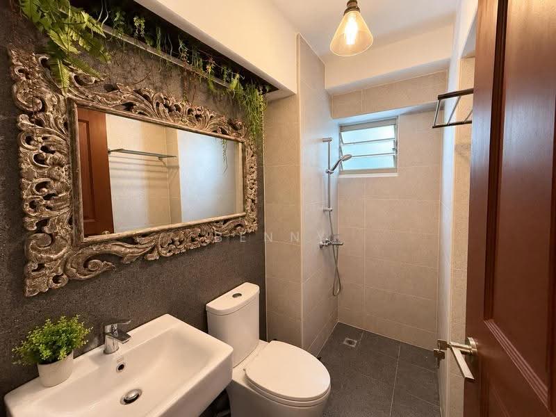 407A Fernvale Road, 407A Fernvale Road, Seletar / Yio Chu Kang, 3 Bedrooms, 1,184 sqft, HDB Flat For Sale, by Benny Tan, 500257724 - Bathroom - PropertyGuru.com.sg