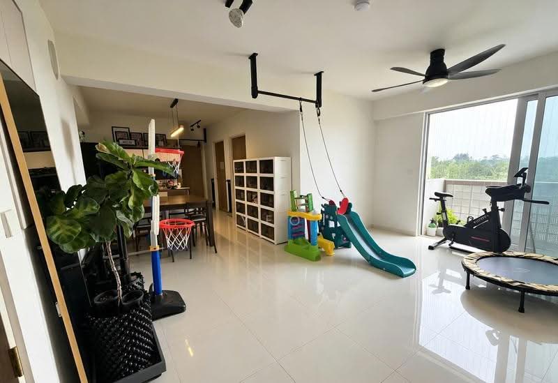 228B Punggol Field, 228B Punggol Field, Hougang / Punggol / Sengkang, 3 Bedrooms, 1,033 sqft, HDB Flat For Sale, by Yeo Tong Boon, 500257732 - Living Room - PropertyGuru.com.sg
