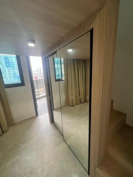 City Gate, 371 Beach Road, Beach Road / Bugis / Rochor, Studio, 258 sqft, Apartment For Rent, by Celeste Zhang, 500257753 - Balcony - PropertyGuru.com.sg