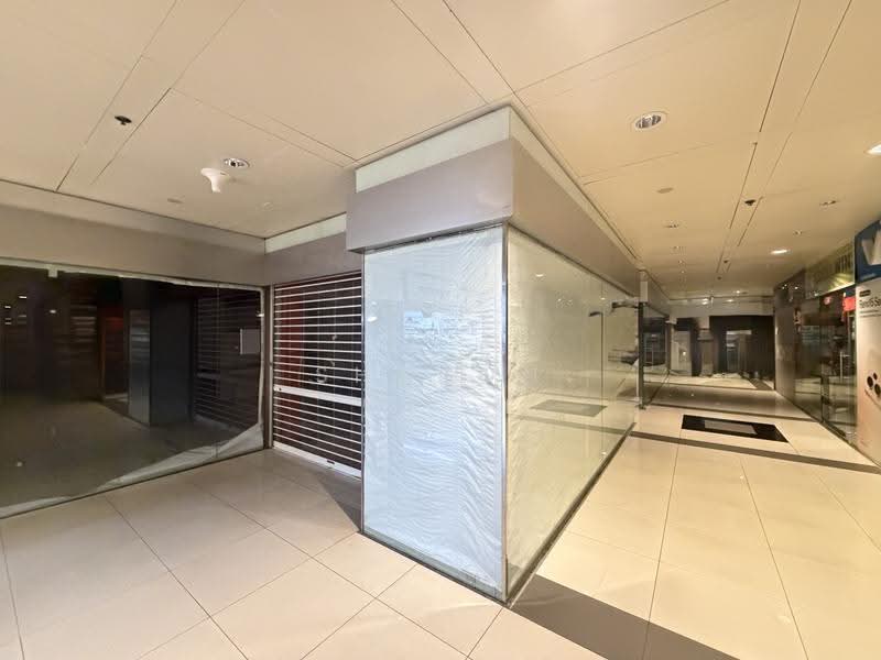 Peninsula Plaza, 111 North Bridge Road, City Hall / Clarke Quay, 2,454 sqft, Other Retail For Sale, by Sharon Nio, 500257756 - CommercialGuru.com.sg