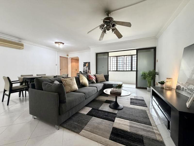 206B Compassvale Lane, 206B Compassvale Lane, Hougang / Punggol / Sengkang, 3 Bedrooms, 1,324 sqft, HDB Flat For Sale, by Amelia Chia, 500257757 - Living Room - PropertyGuru.com.sg