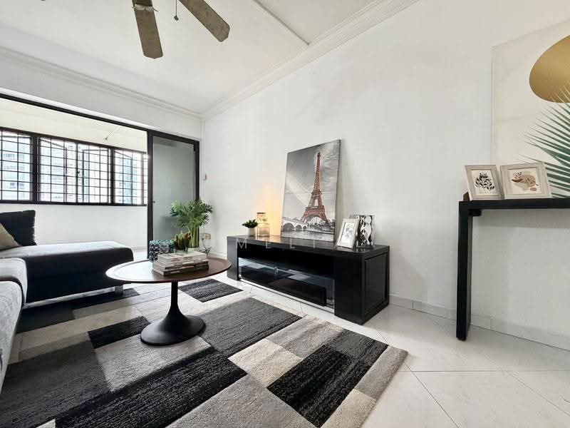 206B Compassvale Lane, 206B Compassvale Lane, Hougang / Punggol / Sengkang, 3 Bedrooms, 1,324 sqft, HDB Flat For Sale, by Amelia Chia, 500257757 - Living Room - PropertyGuru.com.sg