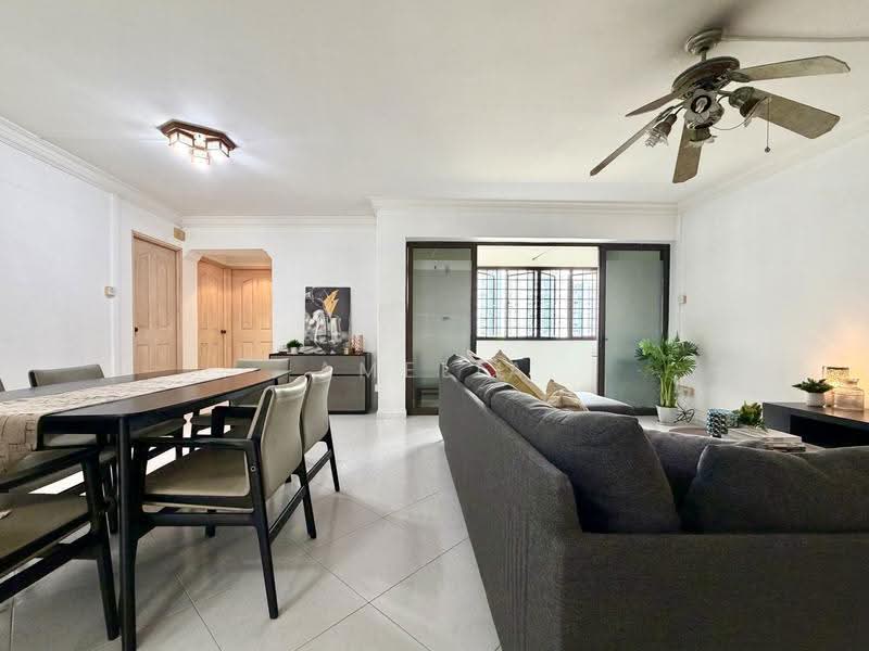 206B Compassvale Lane, 206B Compassvale Lane, Hougang / Punggol / Sengkang, 3 Bedrooms, 1,324 sqft, HDB Flat For Sale, by Amelia Chia, 500257757 - Living Room - PropertyGuru.com.sg