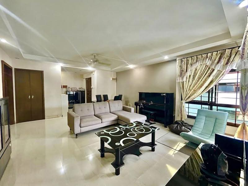 131B Kim Tian Road, 131B Kim Tian Road, Alexandra / Commonwealth, 3 Bedrooms, 1,184 sqft, HDB Flat For Sale, by Linda Chew, 500257760 - Living Room - PropertyGuru.com.sg