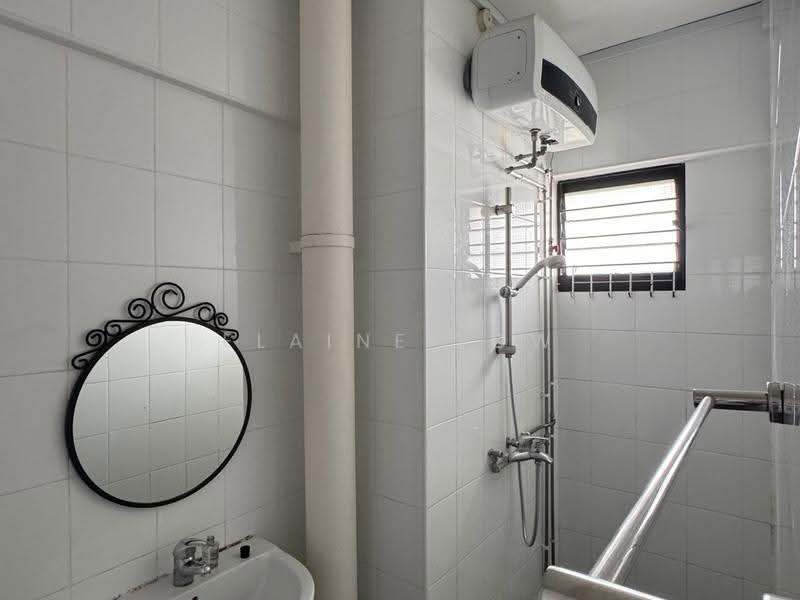 628 Hougang Avenue 8, 628 Hougang Avenue 8, Hougang / Punggol / Sengkang, 3 Bedrooms, 1,593 sqft, HDB Flat For Sale, by Elaine Low, 500257775 - Bathroom - PropertyGuru.com.sg