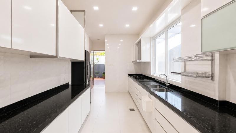 LANDED7772@ 3 Storey Detached, Renovated, 1km Tao Nan 6 Car park. 86.87.77.72, Telok kurau, Lor M , N , L, East Coast / Marine Parade, 6 Bedrooms, 6,200 sqft, Detached House For Sale, by Dean Lim, 500257783 - PropertyGuru.com.sg