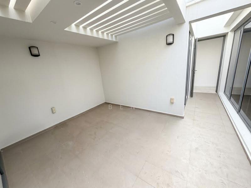 The Lakefront Residences, 42 Lakeside Drive, Boon Lay / Jurong / Tuas, 4 Bedrooms, 2,422 sqft, Condominium For Sale, by Ben Lim, 500257786 - Interior - PropertyGuru.com.sg